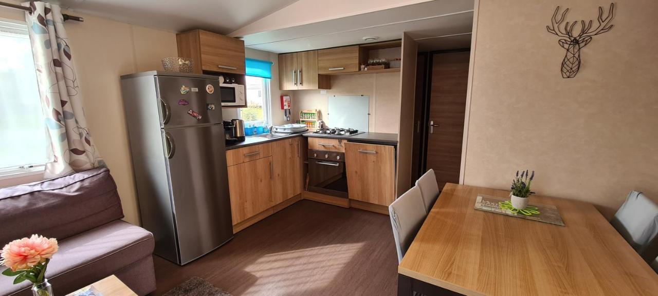 Mobil-Home 8 Personnes Vue Lac & Wi-Fi Inclus Onzain Exteriör bild